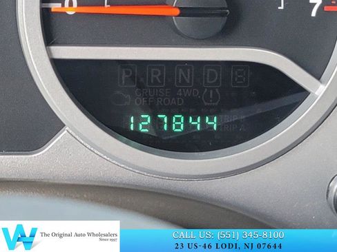 Used 2009 Jeep Wrangler Sahara image 23