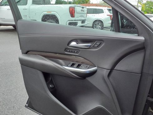 Used 2019 Cadillac XT4 Sport w/ Driver Assist Package image 20