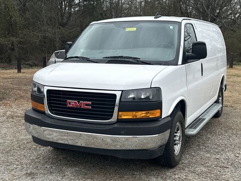 Used 2024 GMC Savana 2500 w/ Driver Convenience Package image 1