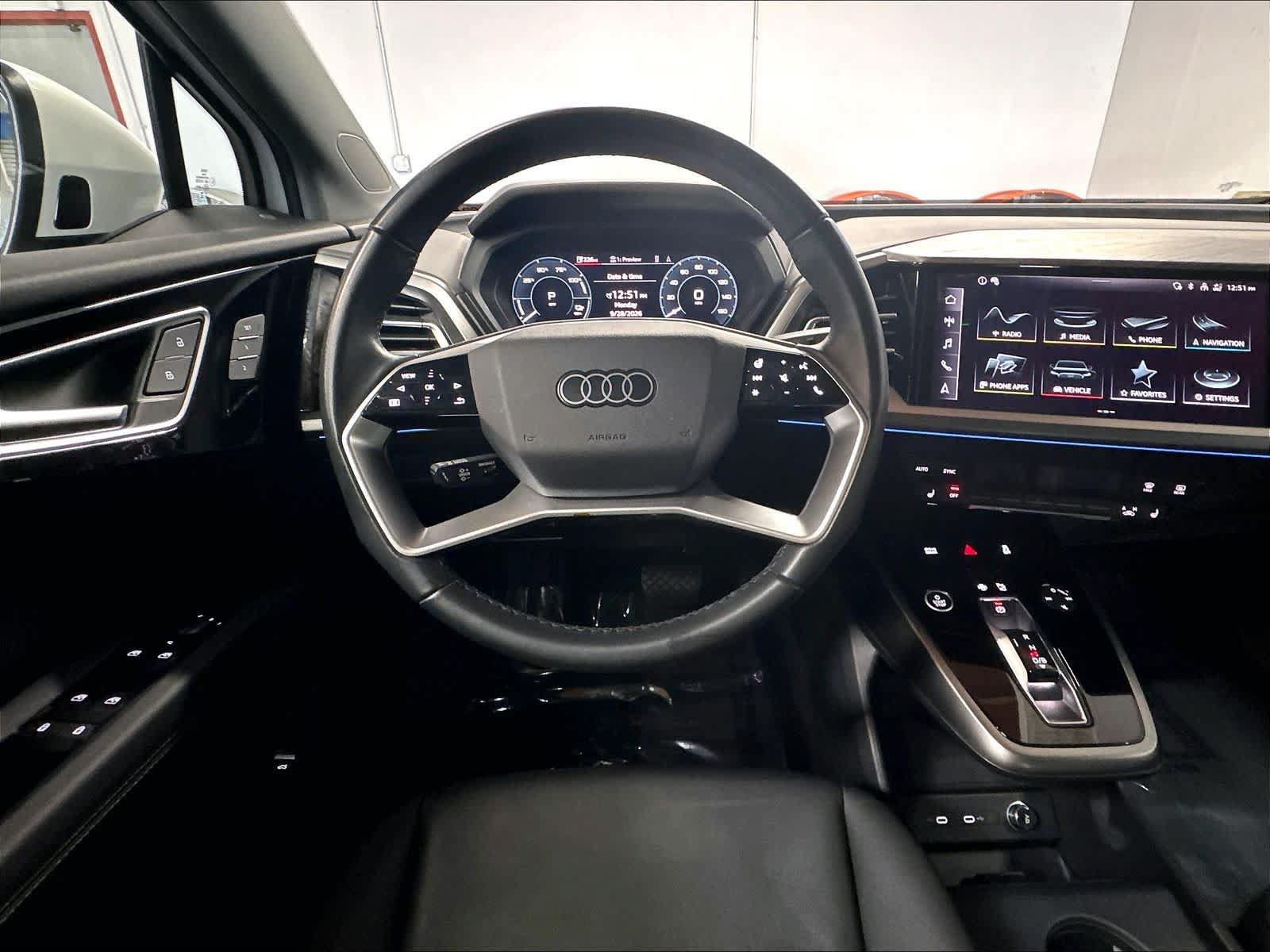 Used 2024 Audi Q4 e-tron Premium Plus w/ Premium Plus AWD/4WD image 8