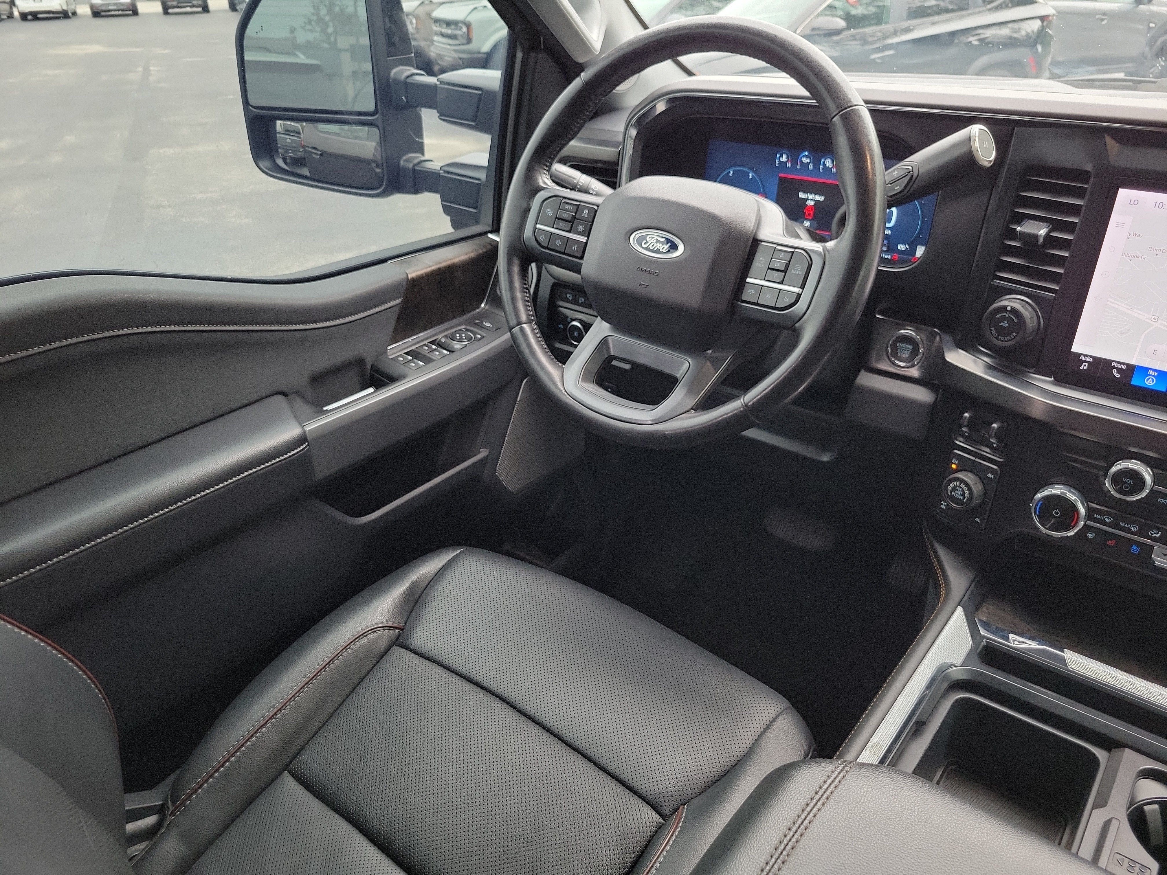 Used 2024 Ford F250 Lariat w/ Lariat Ultimate Package AWD/4WD image 25