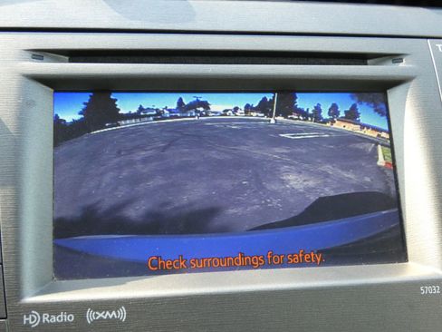 Used 2014 Toyota Prius Prime Plug-In Hybrid image 77