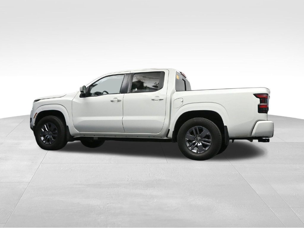 Used 2025 Nissan Frontier SV w/ SV Convenience Package RWD image 13