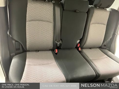 Used 2016 Toyota 4Runner SR5 AWD/4WD image 29