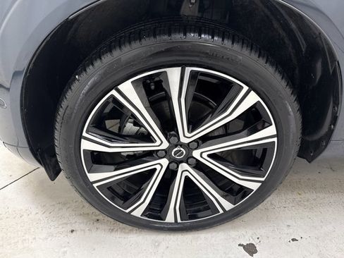 Used 2023 Volvo XC60 B5 Ultimate w/ Climate Package image 35