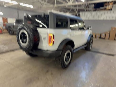 Certified 2023 Ford Bronco Outer Banks w/ Sasquatch Package image 16