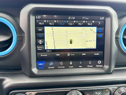 Used 2021 Jeep Wrangler Unlimited Sahara image 16