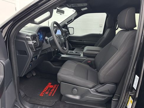 Used 2024 Ford F150 STX image 18