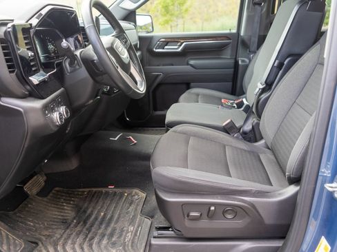 Certified 2024 GMC Sierra 1500 SLE w/ X31 Off-Road Package AWD/4WD image 12