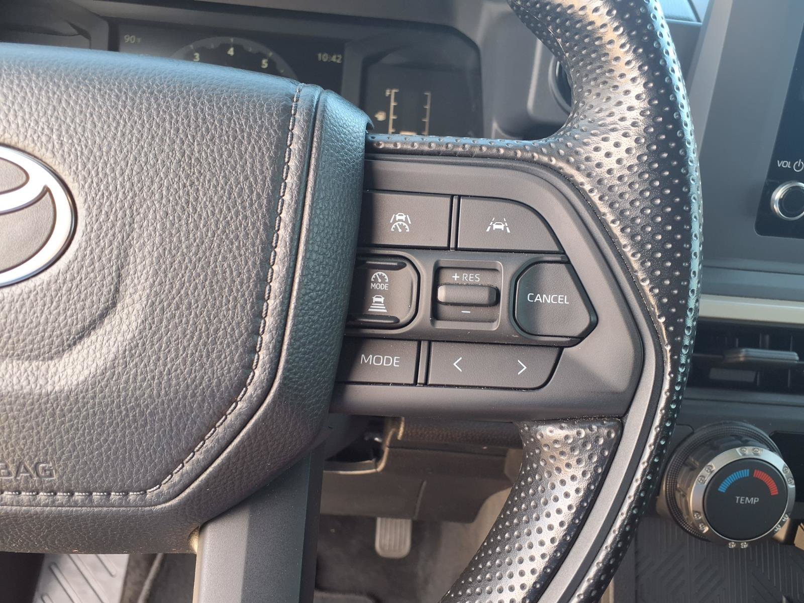 Used 2025 Toyota Tacoma SR w/ Towing Package AWD/4WD image 20