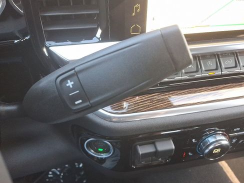 New 2026 GMC Sierra 1500 Elevation image 14