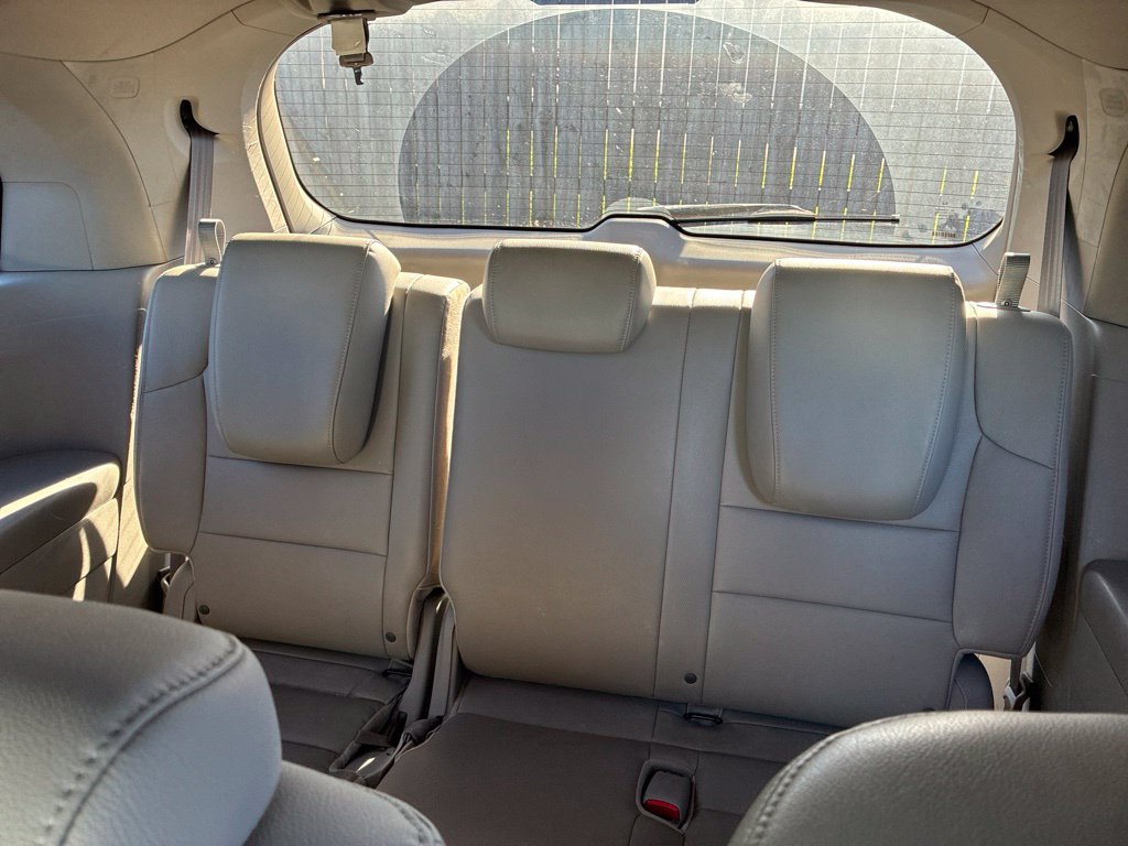 Used 2015 Honda Odyssey EX-L image 11