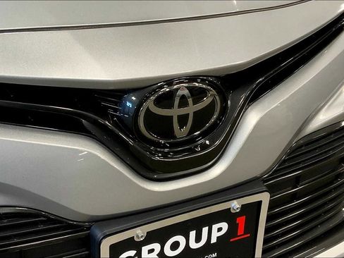 Used 2020 Toyota Camry LE w/ Carpet Mat Package image 31