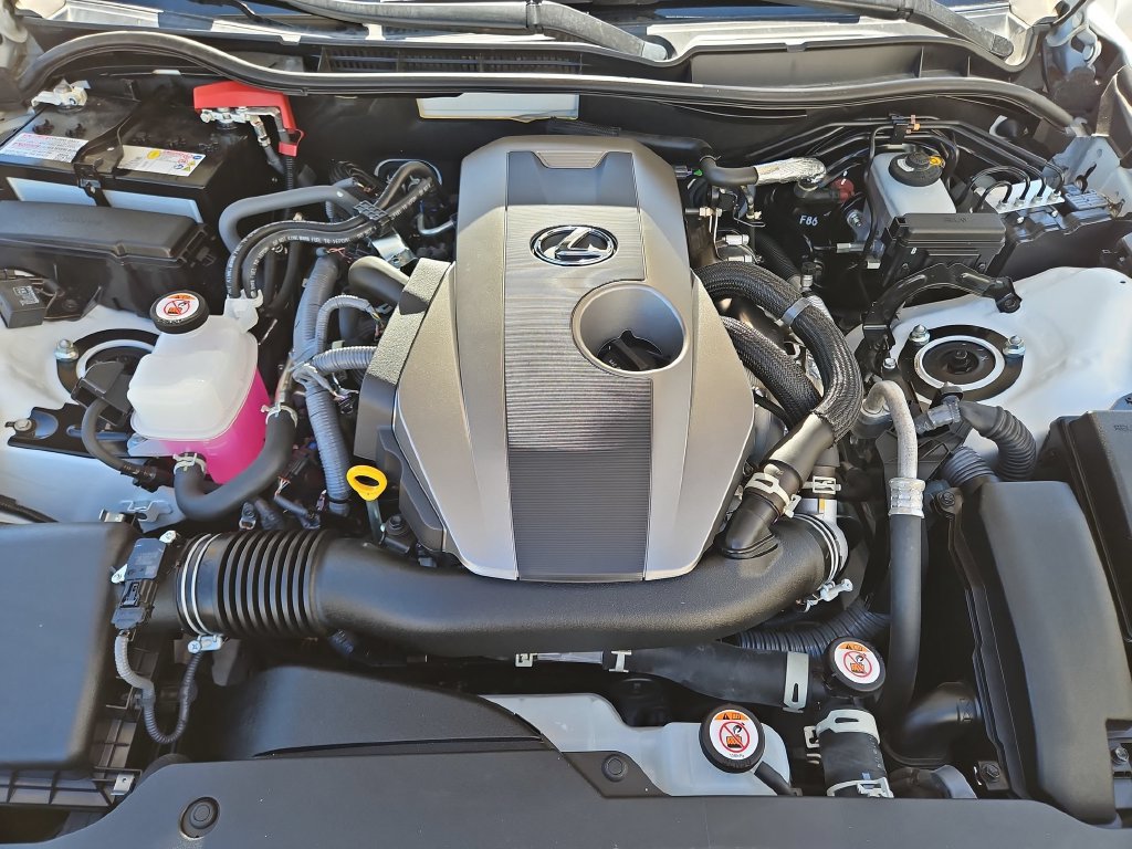 Used 2023 Lexus IS 300 w/ Comfort Package RWD image 39