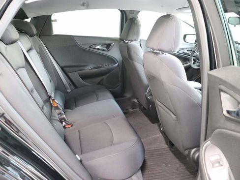Used 2024 Chevrolet Malibu LT image 17