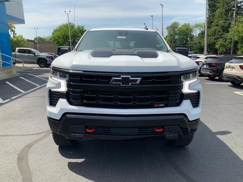 New 2026 Chevrolet Silverado 1500 LT Trail Boss w/ Convenience Package II AWD/4WD image 2