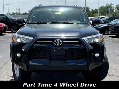 Used 2022 Toyota 4Runner SR5 AWD/4WD image 2