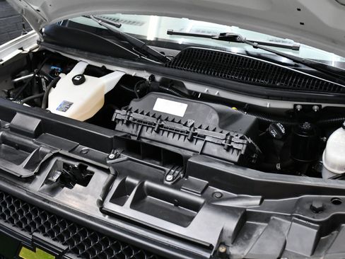 Used 2021 Chevrolet Express 2500 Extended w/ Driver Convenience Package image 33