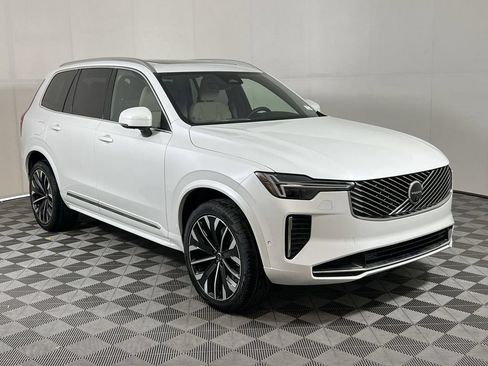 Used 2026 Volvo XC90 B6 Plus w/ Protection Package Premier AWD/4WD image 2