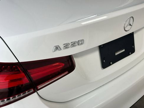 Used 2022 Mercedes-Benz A 220 w/ AMG Line image 10