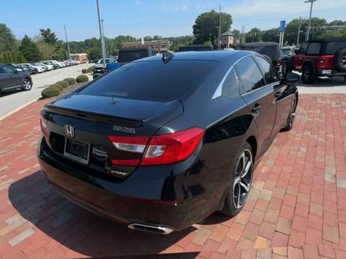 Used 2020 Honda Accord Sport image 2