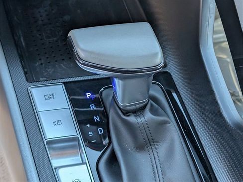 Used 2022 Hyundai Elantra SEL w/ Convenience Package image 32