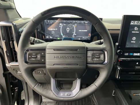 New 2026 GMC Hummer EV 4x4 Crew Cab image 14