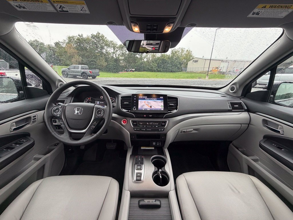 Used 2023 Honda Ridgeline RTL-E image 9