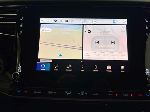 Used 2023 Jeep Wagoneer Series III w/ Rear Seat Video Group 1 AWD/4WD image 12