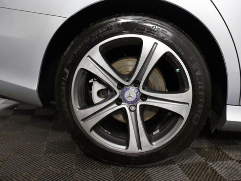 Used 2017 Mercedes-Benz E 300 4MATIC image 56