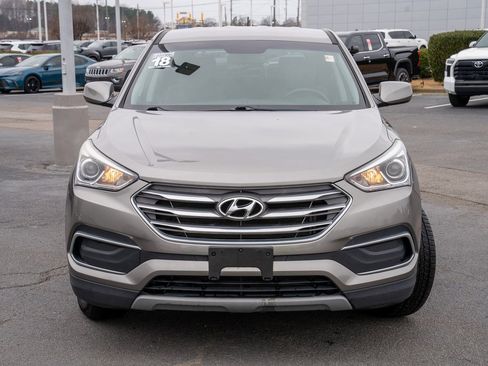 Used 2018 Hyundai Santa Fe Sport image 2