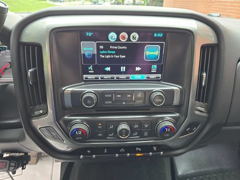 Used 2015 Chevrolet Silverado 2500 LT w/ LT Convenience Package AWD/4WD image 19