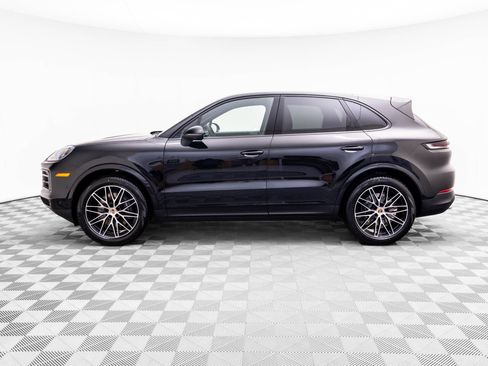 New 2026 Porsche Cayenne AWD/4WD image 2