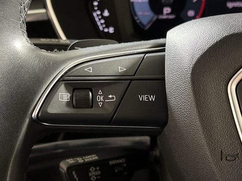 Used 2024 Audi Q3 2.0T Premium image 31