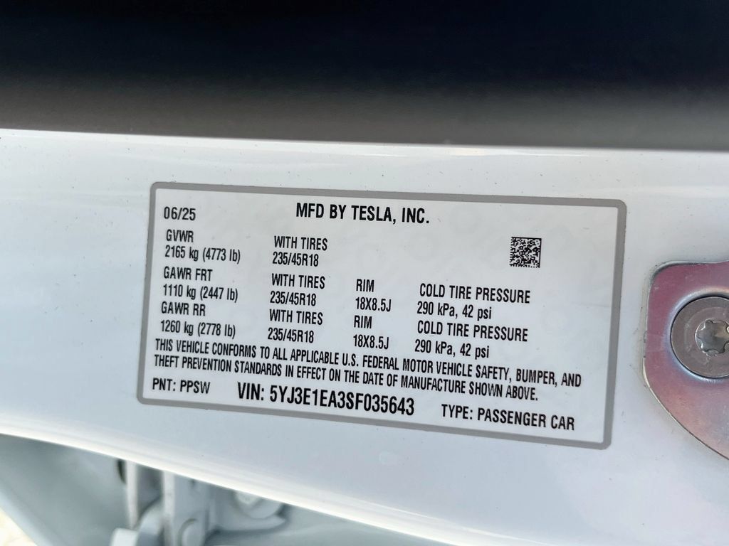 Used 2025 Tesla Model 3 Long Range RWD image 32