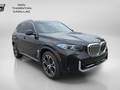 Used 2024 BMW X5 xDrive40i w/ Premium Package AWD/4WD image 7