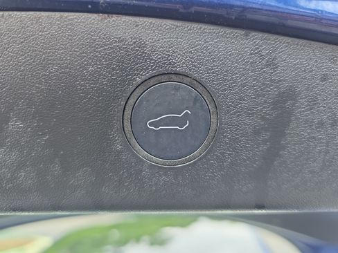 Used 2022 Tesla Model 3 Long Range AWD/4WD image 13