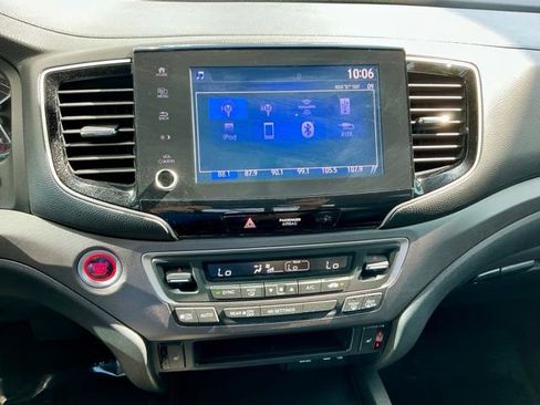 Certified 2023 Honda Ridgeline RTL image 32