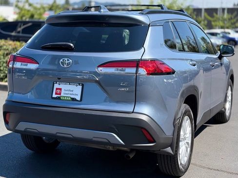 Certified 2024 Toyota Corolla Cross LE w/ Moonroof Package AWD/4WD image 5