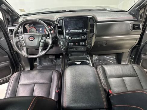 Used 2021 Nissan Titan PRO-4X w/ Pro-4x Convenience Package image 14