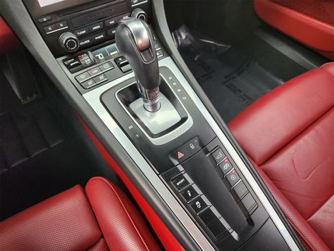 Used 2019 Porsche 911 Carrera 4S image 21