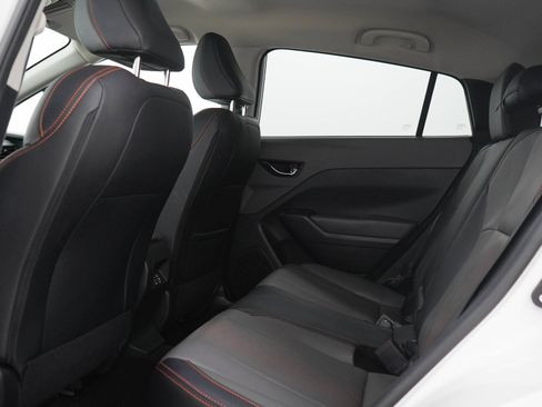 Used 2024 Subaru Crosstrek 2.5i Limited AWD/4WD image 18