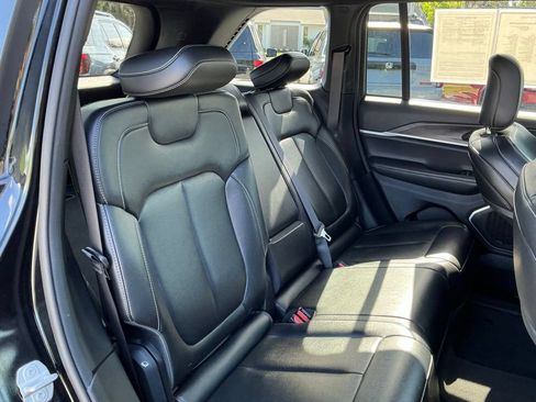 Used 2024 Jeep Grand Cherokee Limited 4xe AWD/4WD image 29