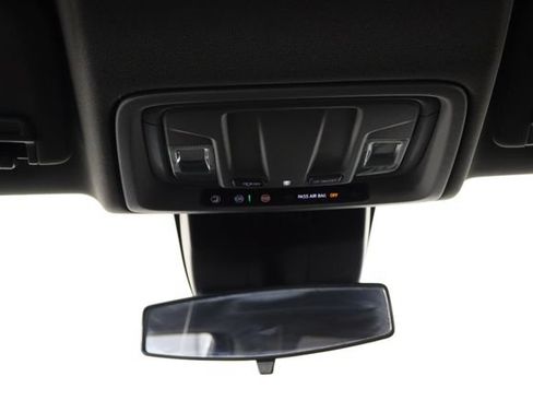 Used 2023 Chevrolet Silverado 1500 LT AWD/4WD image 24