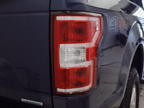 Used 2019 Ford F150 XLT w/ Equipment Group 301A Mid AWD/4WD image 13