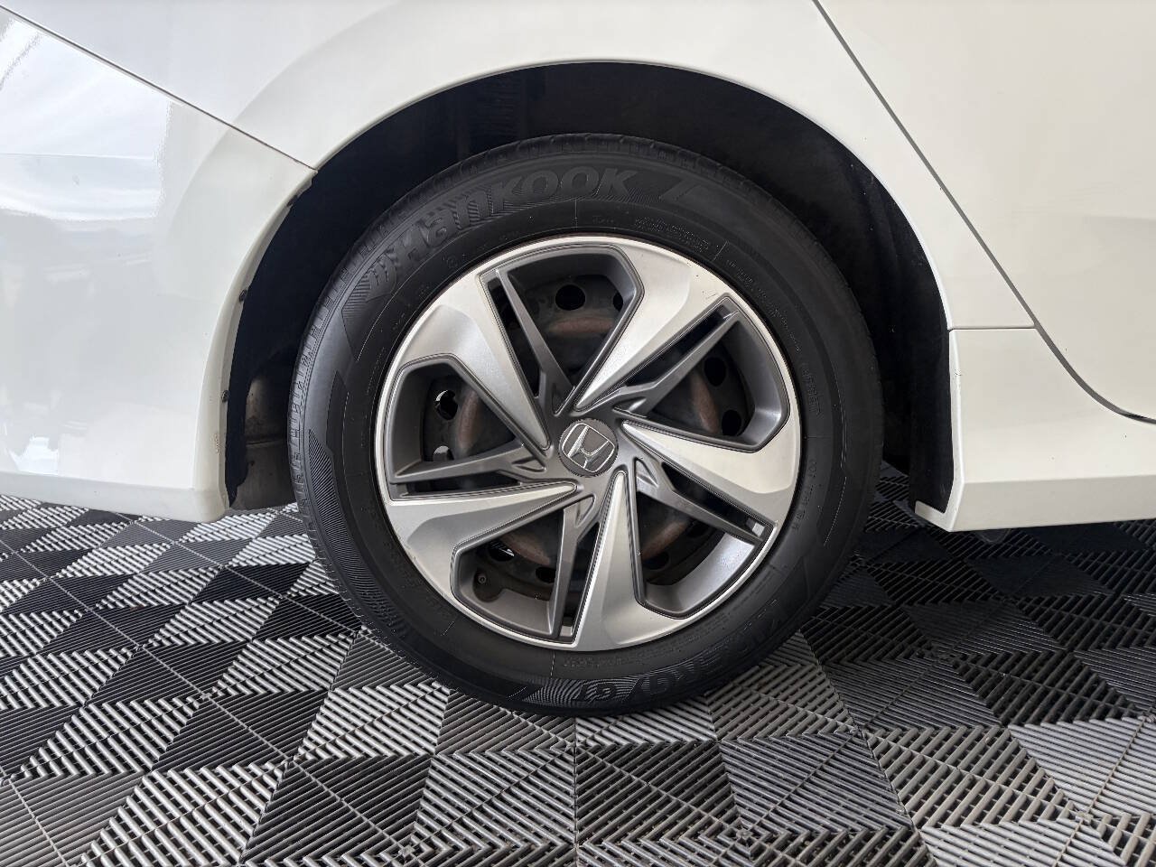 Used 2019 Honda Civic LX image 25