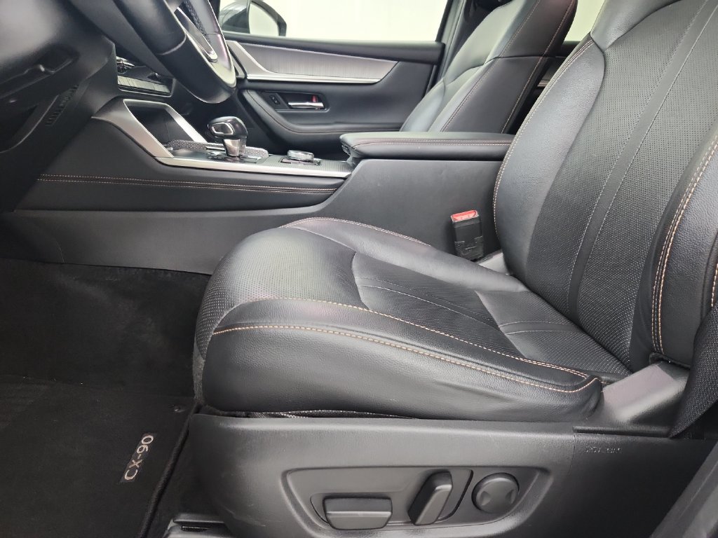 Used 2025 MAZDA CX-90 3.3 Turbo w/ Preferred Package AWD/4WD image 22