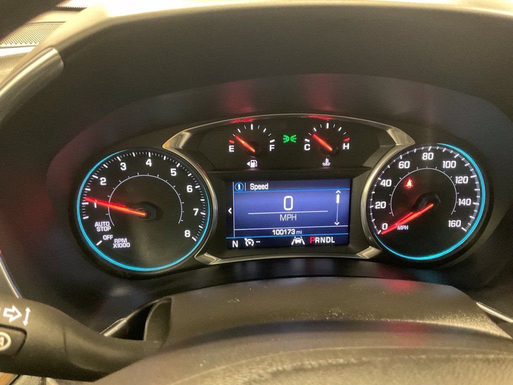 Used 2021 Chevrolet Equinox LT AWD/4WD image 2
