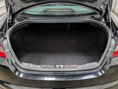 Used 2014 Jaguar XF 3.0 image 17