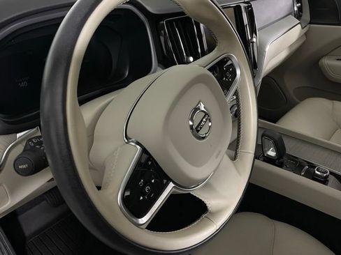 Certified 2024 Volvo XC60 T8 Plus w/ Protection Package Premier AWD/4WD image 19